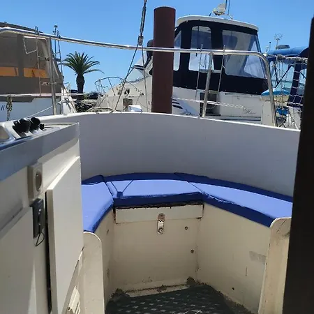 Bådhotel Location A Quai , Camp Naturiste Cap D'agde